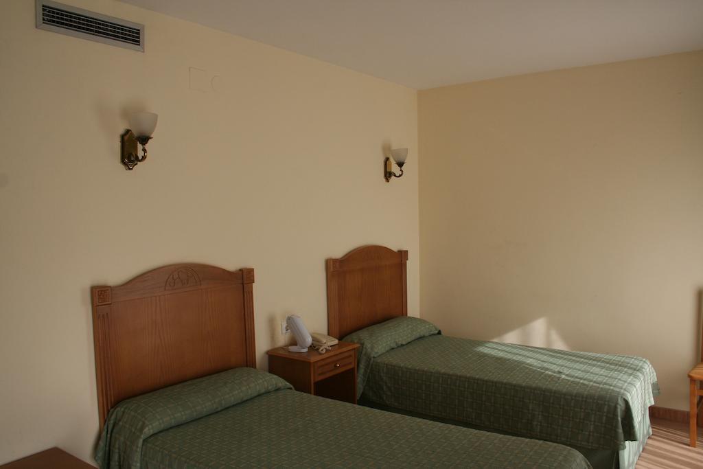 Hotel Austria 76 Sagunto Стая снимка